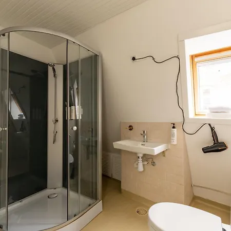 2br Sleeps 7 Appartement