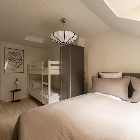 2br Sleeps 7 Copenhague